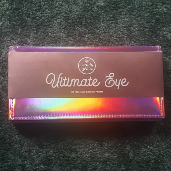 Ultimate Eye 96 Peice Eye Shadow Palette - Picture 1 of 2